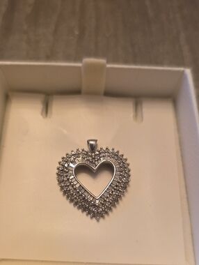 Peoples 10k White Gold With Diamonds Heart Halo Pendant Necklace